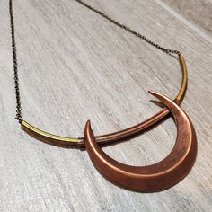 Indie Made In Sonoma Ca! This Boho Style Crescent Necklace Is Made In Copper And Brass Toned Metals. The Brass Crescent Is 3.5" Across, The Copper One Is 1.75" Across At Widest Point. The Chain Is An Additional 7" On Each Side With A 3" Extension Chain. Crab Claw Closure. New And Carded. Crab Claw, Crab Claws, Studio Jewelry, Crescent Necklace, Copper And Brass, Copper Brass, Gold Orange, Zulu, Orange Gold