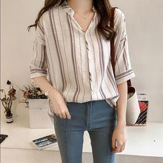 Korean Blouse Outfit, Korean Blouse, Polo Blouse, Korean Casual Outfits, Korean Casual, Casual Work Outfits, Shirts Women, Women Shirts Blouse