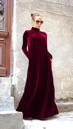 FREE EXPRESS SHIPPING to the U.S. for orders over 35$* New Stylish Maxi Elegant Velvet Deep Burgundy Dress Unique Sophisticated Extravagant Dress /Side |pockets / Turtle neck / Fitted Long Sleeves Perfect for different events,parties , dinners...weddings .... A definite Head Turner !!! ♥ THE Elegant Long Dress, Dress Kaftan, Velvet Maxi Dress, Royal Dresses, Maxi Robes, Deep Burgundy, Elegant Dresses Long, Burgundy Dress, Kaftan Dress