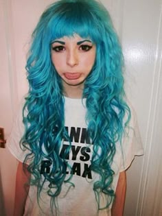 Blue curly scene hair Curly Scene Hair, Rocker Hair, Bright Hair Colors, Bright Hair, Alternative Hair, Scene Hair