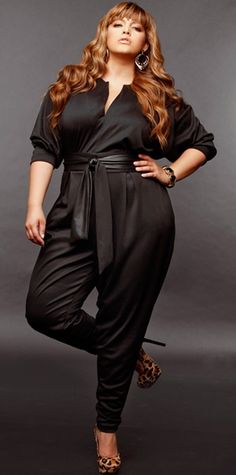 Get into this jumpsuit!!! Denise Bidot is KILLIN' it!!!!! Look Plus Size, Full Figure Fashion, Big Girl Fashion, Looks Black, Plus Size Beauty, Plus Size Fashion For Women, Fashion Weeks, Curvy Girl Fashion