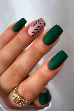 Green Nail Designs, Heart Nail, Green Nail, Short Acrylic Nails, Nail Arts, Best Acrylic Nails