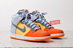 yes Nike Aesthetic, Futuristic Shoes, Team Orange, Sneaker Design, Nike High, Nike Outlet, Shoes Sneakers Nike