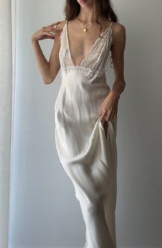 Wedding Dress Fantasy, Dresses Aesthetic, Causal Outfits, Silk Gown, Nightgowns, Lace Bodice, High Leg, Fancy Dresses, Pure Silk