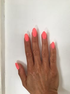 Nails Almond Summer Colour, Acrylic Nails Coral Pink, Coral Oval Acrylic Nails, Light Peachy Nails, Nail Ideas 1 Color, Bright Coral Pink Nails, Coral Pink Almond Nails, Coral Tips Nail, Coral Almond Acrylic Nails