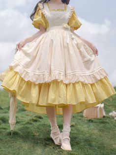 Belchic (@Belchic7) on X Era Victoria, Dress Apron, Old Fashion Dresses, Cute Dress Outfits, Dress Design Sketches, Kawaii Fashion Outfits, Vestidos Vintage, Kawaii Clothes, Lolita Fashion