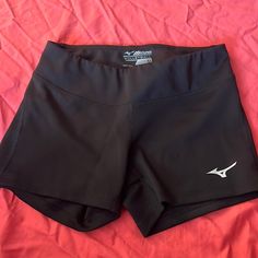 Mizuno | Shorts | Womens Mizuno Volleyball Shorts | Poshmark Volleyball Shorts Outfit, Black Sports Pants, Volleyball Spandex Shorts, Mizuno Volleyball, Volleyball Spandex, Volleyball Clothes, Volleyball Inspiration, Volleyball Shorts