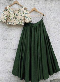 Party Lehenga, Lehenga Crop Top, Simple Lehenga, Mehendi Outfits, Green Plain, Stitched Lehenga, Lehnga Dress, Green Lehenga, Choli Designs