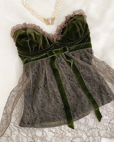 Lace Bustier, Velvet Lace, Green Ribbon, Marie Antoinette, Ribbon Bow, Green Velvet, Deep Green, Look Cool