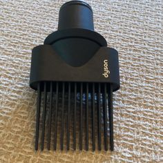 Brand New-Never Used-Came In A Set And I Only Want The Other Attachment- Authentic Dyson Helps Shape And Lengthen Curly And Wavy Hair As It Dries Dyson Wide Tooth Comb, Hair Dryer Comb Attachment, Supersonic Hair Dryer, Dyson Hair, Dyson Supersonic, Wide Tooth Comb, Hair Tools, Hair Dryer, Wavy Hair