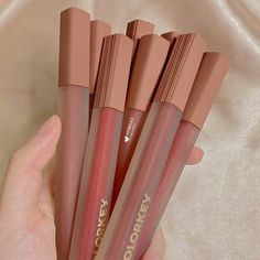 Makeup Packaging Aesthetic, Penyimpanan Makeup, Makeup Collection Goals, Cute Lipstick, Peach Makeup, Lipstick Kit, Makeup Accesories