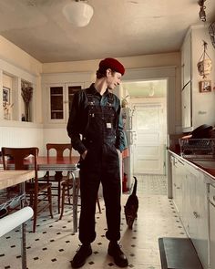 Overalls Outfit Men, Black Overalls Outfit, Carhartt Overalls, Men's Denim Style, Overalls Men, Overalls Outfit, Fairy Artwork, Black Overalls, Bib Overalls