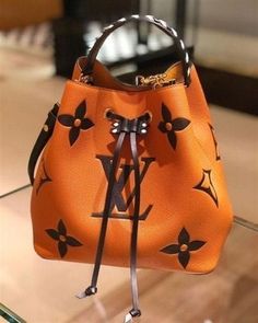 Girly Bags, Fancy Bags, Dior Handbags, Gucci Handbags, Vuitton Bag, Replica Handbags