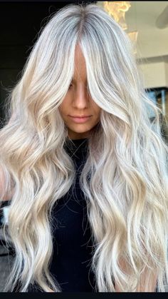 Light Ashy Blonde Hair, Festival Hair Braids, Ashy Blonde Hair, Hair Dues, Beach Blonde Hair, Perfect Blonde Hair, Bright Blonde Hair, Hair Goal, Beach Blonde