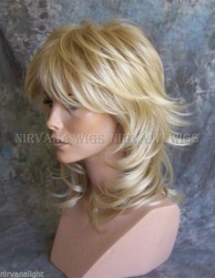 Layers Facial Serums, Auburn Balayage, Classic Hairstyles, Layered Haircut, Haircuts For Long Hair, Light Blonde, Blonde Wig, Long Curly Hair, Long Hair Cuts