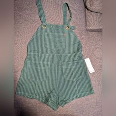 Shorts Jumper Color Green Size Medium Green Cotton Overalls, Green Overalls For Work, Green Workwear Overalls, Casual Green Shortalls With Pockets, Green Summer Shortalls Overalls, Green Relaxed Fit Overalls For Spring, Fitted Green Overalls With Pockets, Spring Green Relaxed Fit Overalls, Fitted Green Overalls For Summer