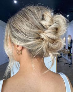 Messy Updo, Ball Hairstyles, Up Dos For Medium Hair, Wedding Guest Hairstyles