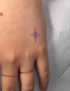 Spiritual Connection Tattoo, Tiny Simple Tattoos, Ear Tats, Tattoos 2022, Ephemeral Tattoo, Sparkle Tattoo, Le Tattoo, Tiny Tats, Hand And Finger Tattoos