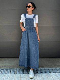 Daily Uniform, Womens Denim Dress, Summer Colors, Sports Equipment, Fashion Online Shop, Online Fashion, All Fashion, Denim Dress, Fashion Inspiration