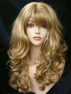 Long Bouncy Curls, Blonde Hair On Dark Skin, Auburn Highlights, Cortes De Cabello, Faux Hair, Golden Blonde Hair, Pale Blonde, Haircuts For Medium Hair, Bouncy Curls