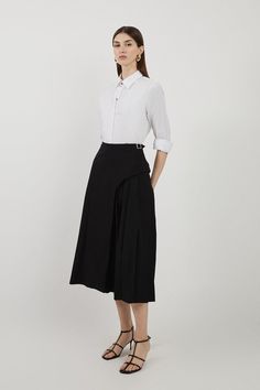 Tailored Buckle Detail Pleated Midi Skirt Black Midi Skirt Outfit, Professional Fits, Black Pleated Midi Skirt, Skirt Collection, Midi Skirt Outfit, Notes Style, Office Skirt, Aline Skirt, Office Siren