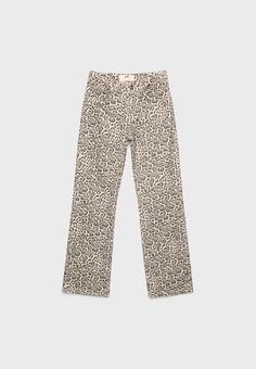 Straight leopard print trousers - Women's fashion | Stradivarius United States Leopard Jeans Outfit, Leopard Jeans, Leopard Print Jeans, Leopard Pants, Kid's Fashion, Winter Girls, Printed Trousers, Cute Everyday Outfits, Pants Pattern