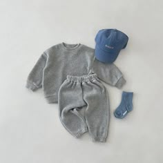 Made from Organic Cotton: An eco-friendly, breathable, and hypoallergenic fabric that’s gentle on delicate skin. Care Instructions: Machine wash on a gentle cycle, tumble dry on low. A Thoughtful Gift: Ideal for birthdays, holidays, or any day you want to make extra special for the little one in your life. Boys Pattern, Solids For Baby, Hoodie Set, Tracksuit Set, Pink Kids, Baby Outfits, Future Baby