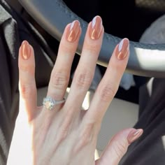 Copper Gel Nails Polish, Shiny Dip Nails, Cute Nail Designs Dip Powder, French Tip Nails 2023 Trends, Chocolate Chrome Nails Short, Gell Nails Short Natural Spring, Chrome Dip Nails Designs, Chrome Nails Dip Powder, Chocolate Nails With Chrome