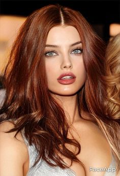 Red Hair Blue Eyes, Medium Long Haircuts, Red Haired Beauty, Ginger Hair Color, Hair Color Auburn, Hair Trend, Auburn Hair, Copper Hair, Red Hair Color