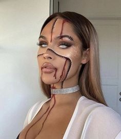 Zombie Makeup Women, Angel Halloween Costumes, Halloweenský Makeup, Holloween Makeup, Creepy Halloween Makeup, Cute Halloween Makeup, Halloween Makeup Diy, Halloween Makeup Pretty, Cool Halloween Makeup