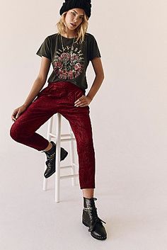 Embossed Velvet Pull On Pants Wardrobe Hacks, Band Tee Outfits, Embossed Velvet, Fall Forward, Belly Shirts, Closet Inspiration, Lifestyle Inspiration, Winter Wonder, Tee Outfit