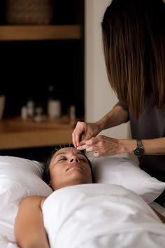 Facial Acupuncture, Holistic Clinic, Holistic Center, St Pete Florida, Acupuncture Clinic, Wellness Workshop, Dry Needling, Belief System, Wellness Clinic