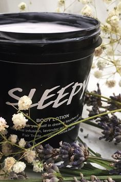 Lush Sleepy, Best Lush Products, Lush Aesthetic, Shower Jellies, Lip Scrub Homemade, Homemade Face Cream, Good Nights, Homemade Cosmetics, Lush Bath