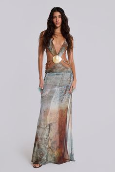 Vida Backless Maxi Dress With Shell Trim in Marine Looks Hippie, Look Boho Chic, Plunge Maxi Dress, Clothes Wishlist, Backless Maxi Dress, London Dress, Looks Party, Ruched Skirt