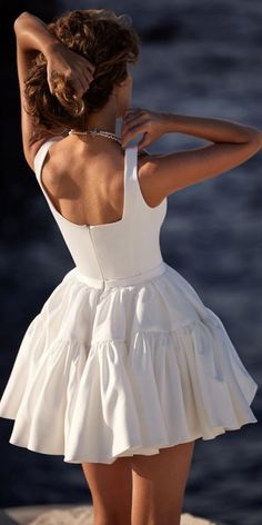 Wedding Dress Evening, Elegant Gowns, Mini Wedding Dresses, White Homecoming Dresses, Evening Dress Fashion, White Square, Gowns Of Elegance