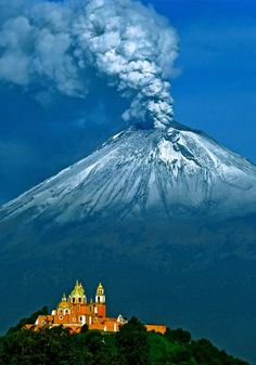 Mont Fuji, Beautiful Places To Visit, Central America, Beautiful World, Beautiful Blue