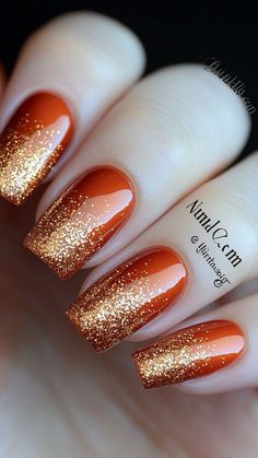 Thanksgiving Manicure, Fall Nail Ideas, Leaf Designs, Short Nails Art, Fall Nail Art, Fall Nail Colors