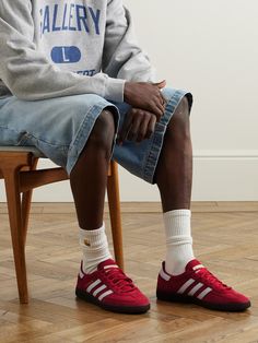 Adidas Handball Spezial Outfit Men, Spezial Adidas Outfit Men, Red Spezial Adidas Outfit, Red Sneakers Outfit Mens, Red Mens Outfits, Red Spezial Adidas, Adidas Spezial Outfit Mens, Adidas Spezial Men Outfit, Adidas Spezial Red