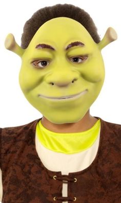 Máscara de Shrek™ para carnaval y fiestas infantiles. Disfruta con los disfraces de tus series infantiles favoritas de dibujos animados y tus superhéroes preferidos. Un héroe verdadero no lo es por el tamaño de sus músculos, sino por el de su corazón, y ese eres tú. Mejor servicio on line. Shrek Outfit, Shrek Costumes, Shrek Character, Shrek Costume, Character Mask, Cavewoman Costume, Lego Costume, Avengers Costumes, Leia Costume