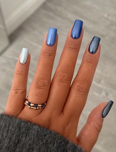 30 Super Trending Nail Colors For Winter To Check Out Asap ⋆ Beautymone Old Money Nails, Blue Chrome Nails, Money Nails, 2024 Nails, January Nails, Nagel Tips, Nail Colors Winter, Smink Inspiration, Her Nails