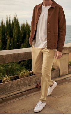 Guys Fashion Casual, Minimalist Fashion Men, Pants Outfit Men, Classy Outfits Men, Style Evolution, Mens Casual Dress Outfits