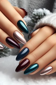 #nailart #naildesigns #nailinspiration #nailsofinstagram #nailtrends #nailpolish #nailfashion #nailgoals #nailaddict #nailcare #nailswag #naillove #nailobsessed #nailcommunity #nailjunkie September Nails, Shiny Nails, Sparkly Nails, New Year's Nails, Dipped Nails, Chic Nails, Nail Polishes, Chrome Nails, Creative Nails