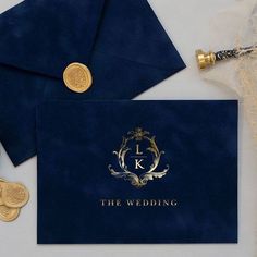 Invitation Envelope Ideas, Royal Blue Invitations, Royal Envelope, Royal Themed Wedding, Wedding Invitations Royal, Royal Wedding Theme, Wedding Invitations Blue