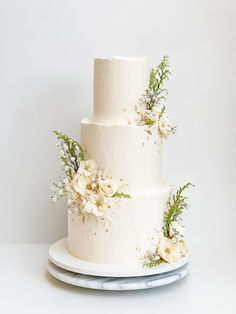 aesthetic floral wedding cake inspo Engagement Party Cake, Tier Cakes, Single Tier Cake, Citrus Wedding, Floral Wedding Cakes, Cakes And Cupcakes, Unique Cakes