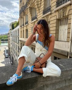 Casual Streetwear Sneakers With Laces, Spring Lace-up Sneakers For Streetwear, Blue Sneakers With Laces For Streetwear, Sambas With Different Laces, Blue Lace-up Platform Sneakers For Streetwear, Adidas Sneakers Outfit, Blue Shoes Outfit, Baby Blue Shoes