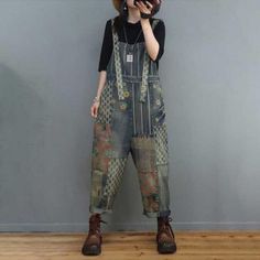 Comfortable, One of Kind. Overalls online shop,|Hand Wash|Summer|One Size|Blue|Loose|Female|Black|Pullover|Full Length|Printed|Denim|Street Women In Overalls, 90s Overalls Outfit, Floral Overalls, Overalls 90s, Overalls Casual, Overalls For Women, Cotton Overalls, 90s Floral, Overalls Women