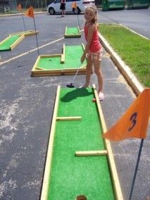 Miniature Golf Course Diy, Mini Golf Course Diy, Putt Putt Golf Diy Ideas, Diy Putt Putt, Diy Mini Golf, Outdoor Mini Golf, Portable Mini Golf, Golf 9, Mini Putt