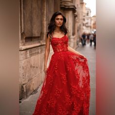 Red Tulle Gown, Dress Display, Floral Gown, A Line Prom Dresses, Tulle Gown, Gorgeous Gowns, Insta Story