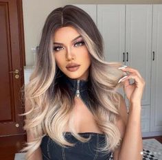 Brown Blonde Wig, Natural Wave Hair, Natural Waves Hair, Brown To Blonde Ombre, Blond Ombre, Natural Looking Wigs, Ombre Brown, Natural Wigs, Beautiful Wigs