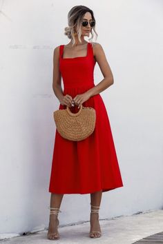 Square Neck Sleeveless Smocked Midi Dress Midi Dress Outfit Classy, Backless Slip Dress, Midi Dress Outfit, Red Holiday Dress, Backless Midi Dress, Red Dress Women, Outfit Classy, Holiday Red, Red Dresses